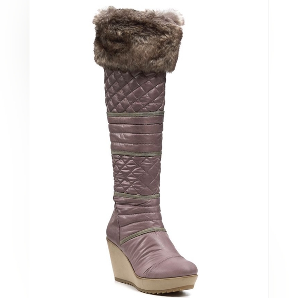 GUESS "Pozita" Wedge Boots - Picture 1 of 1
